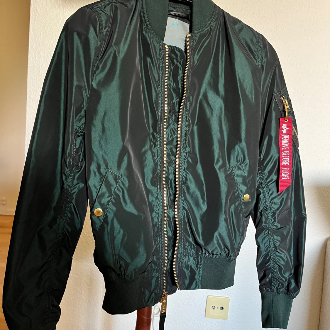 Mörkgrön bomberjacka Alpha Industries - 1
