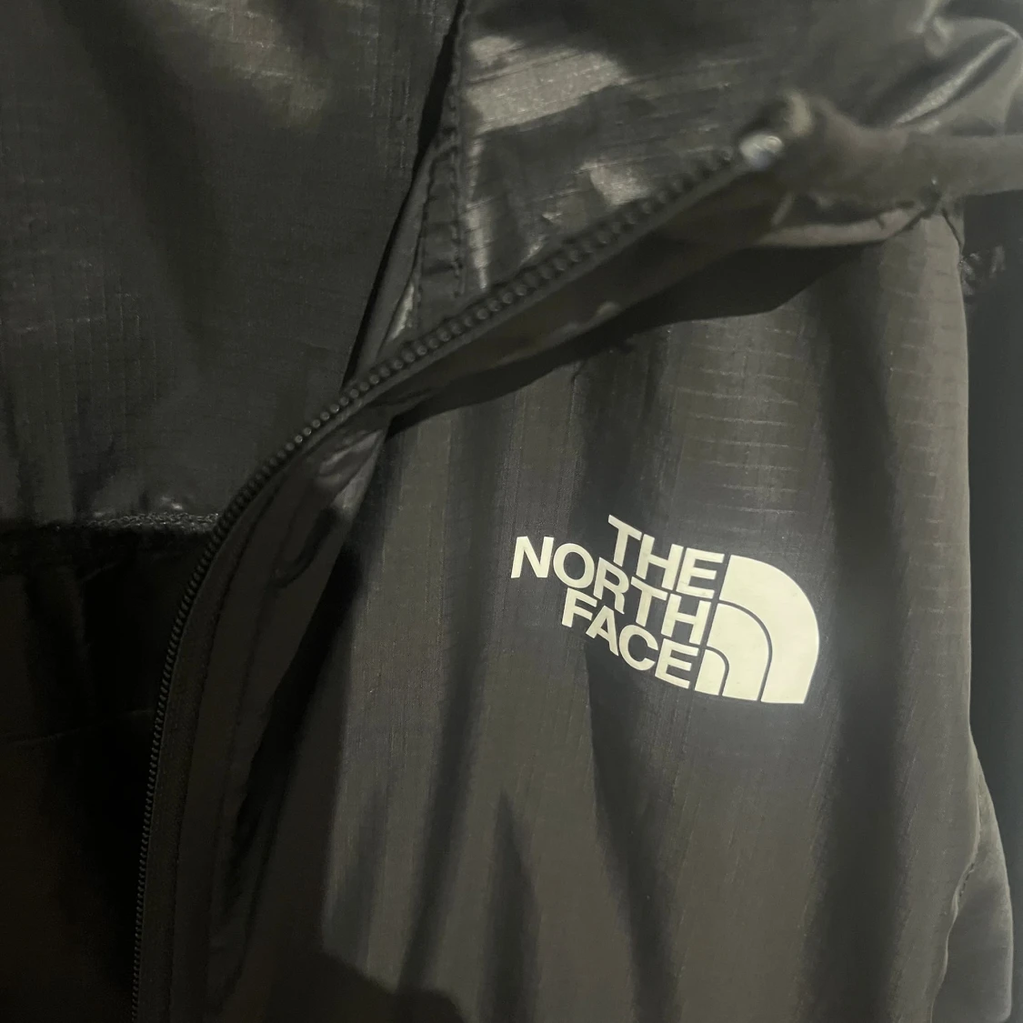 Svart vindjacka från The North Face - 3