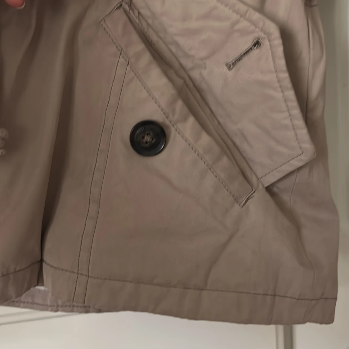 Beige parkajacka från Hollister  - 3