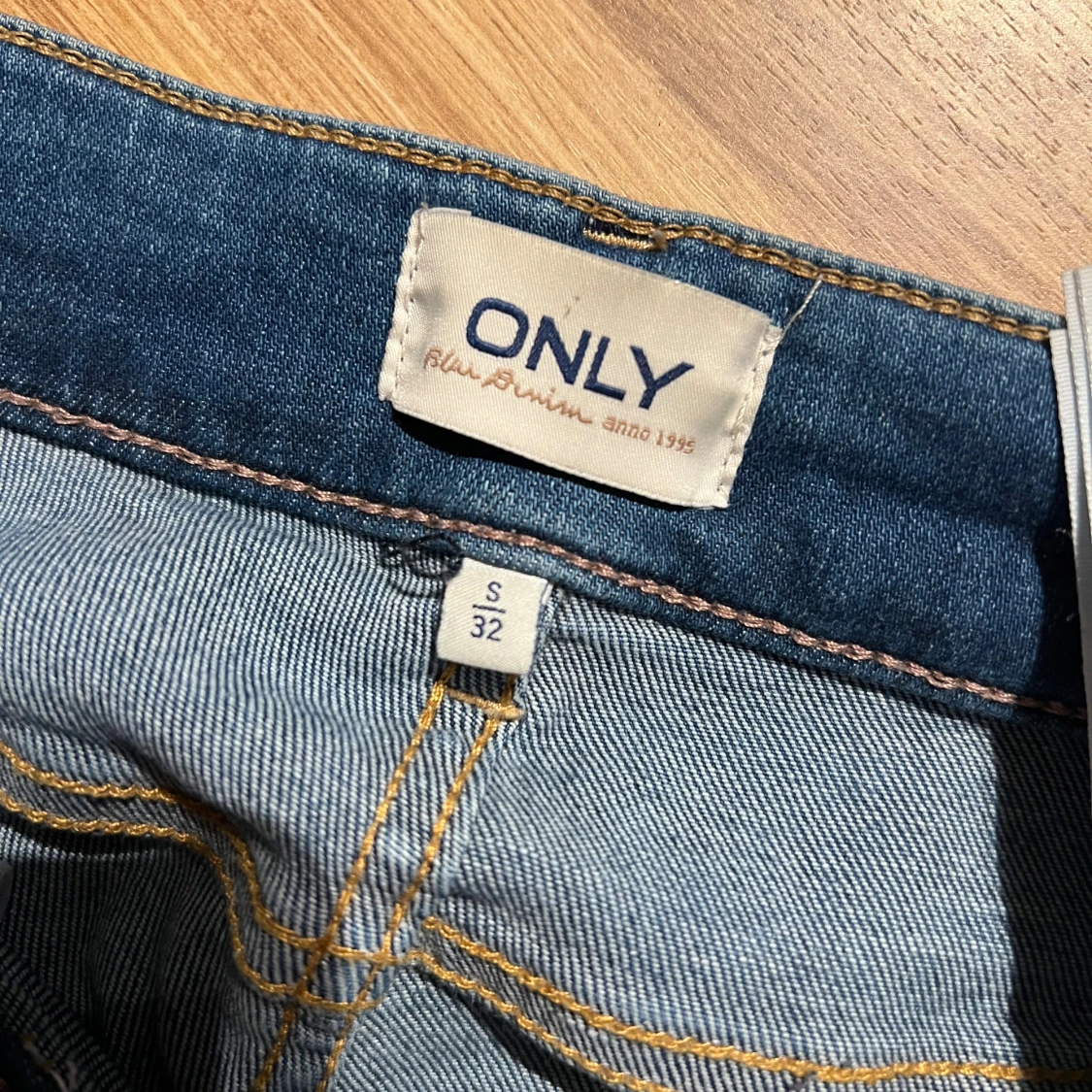 Blå bootcut jeans från ONLY S/32 - 3