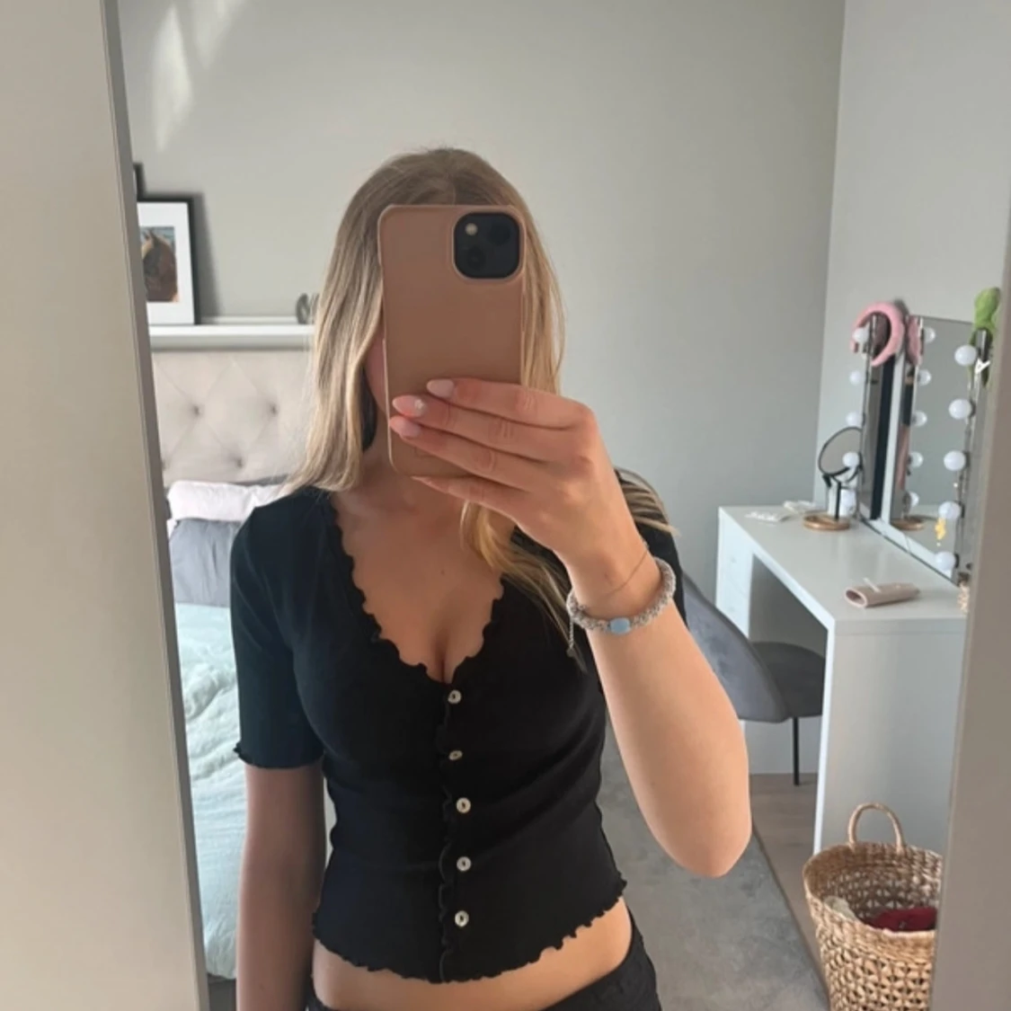 Svart ribbad topp från ONLY