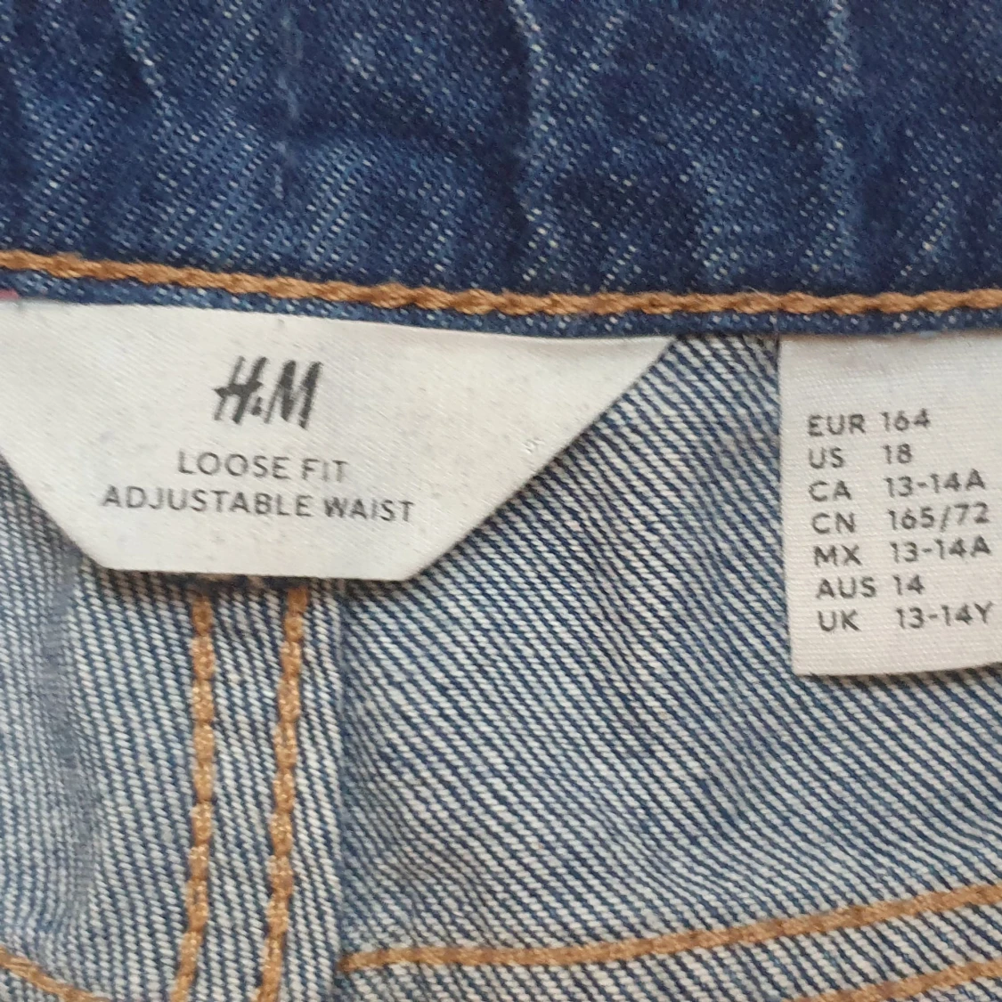 Blå loose fit jeans från H&M - 2
