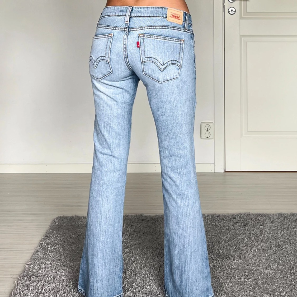 Levis - 1