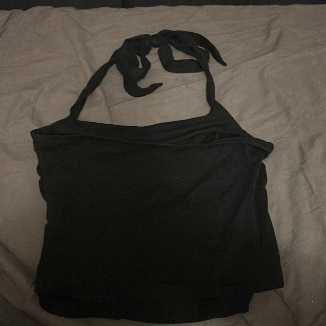 Svart halterneck linne från SHEIN - 1