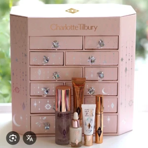 Charlotte Tilbury sminkset i rosa box - Charlotte tilbury, boxen utan smink i, perfekt om du vill ha en fin box att göra en egen kalender med