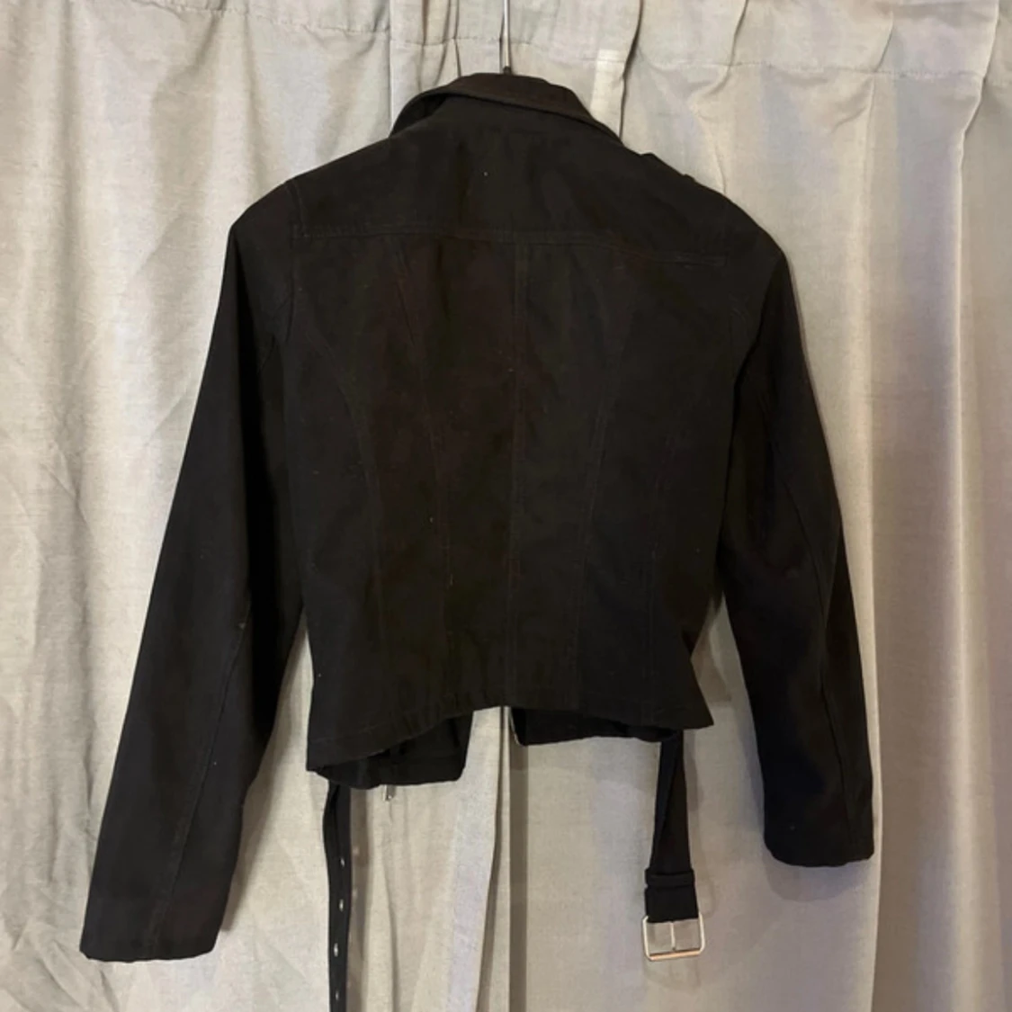 Svart bikerjacka från Jacqueline de Yong - 2