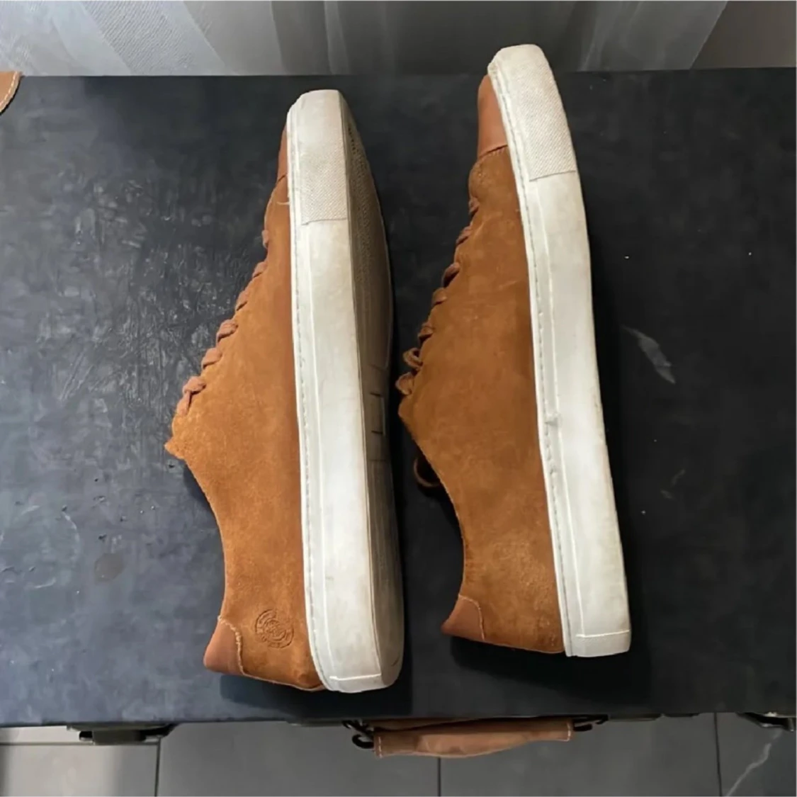 Bruna sneakers från Sneaky Steve - 2