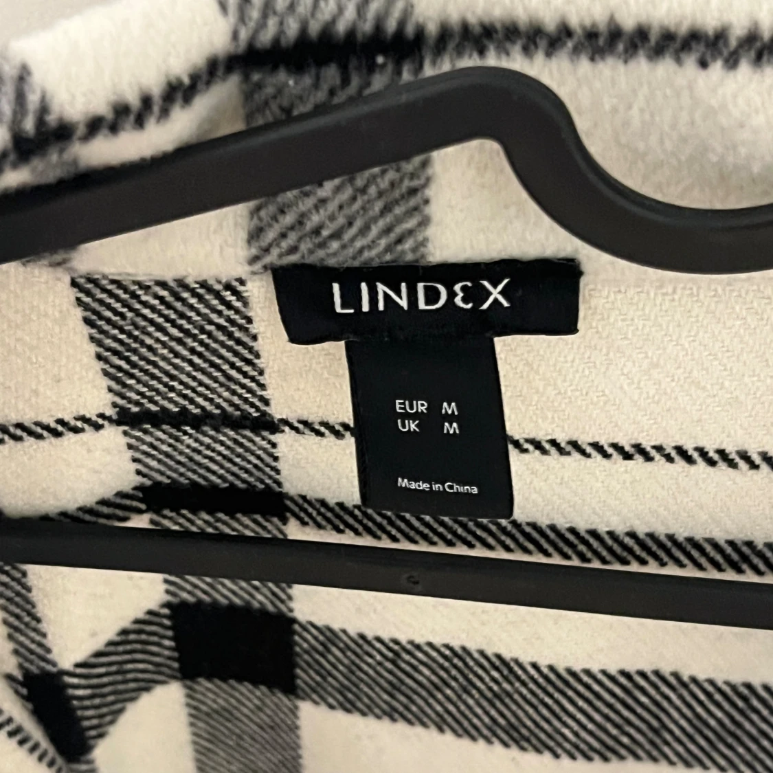 Rutig skjortjacka från Lindex i M - 3