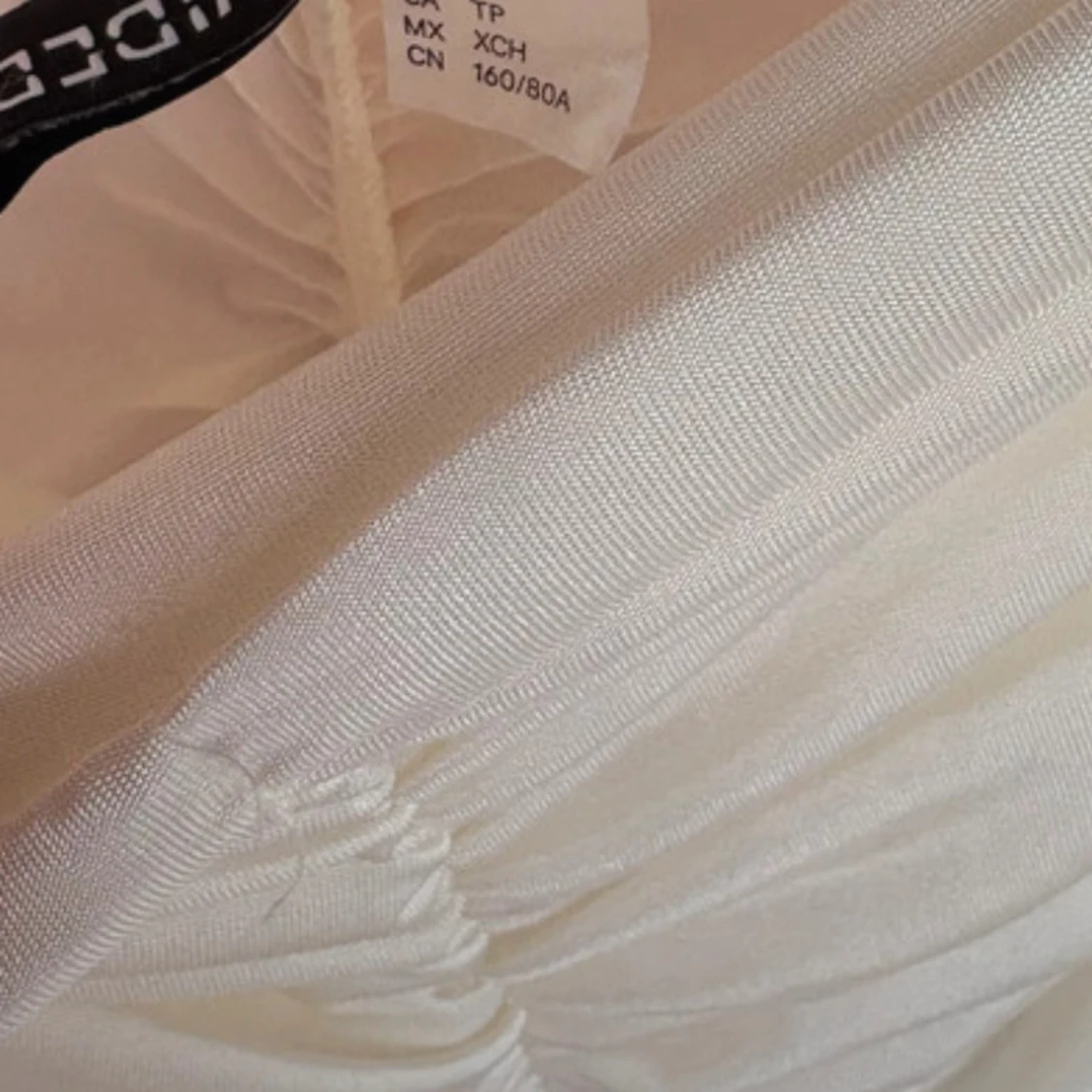 Vit omlottklänning från H&M  - 1