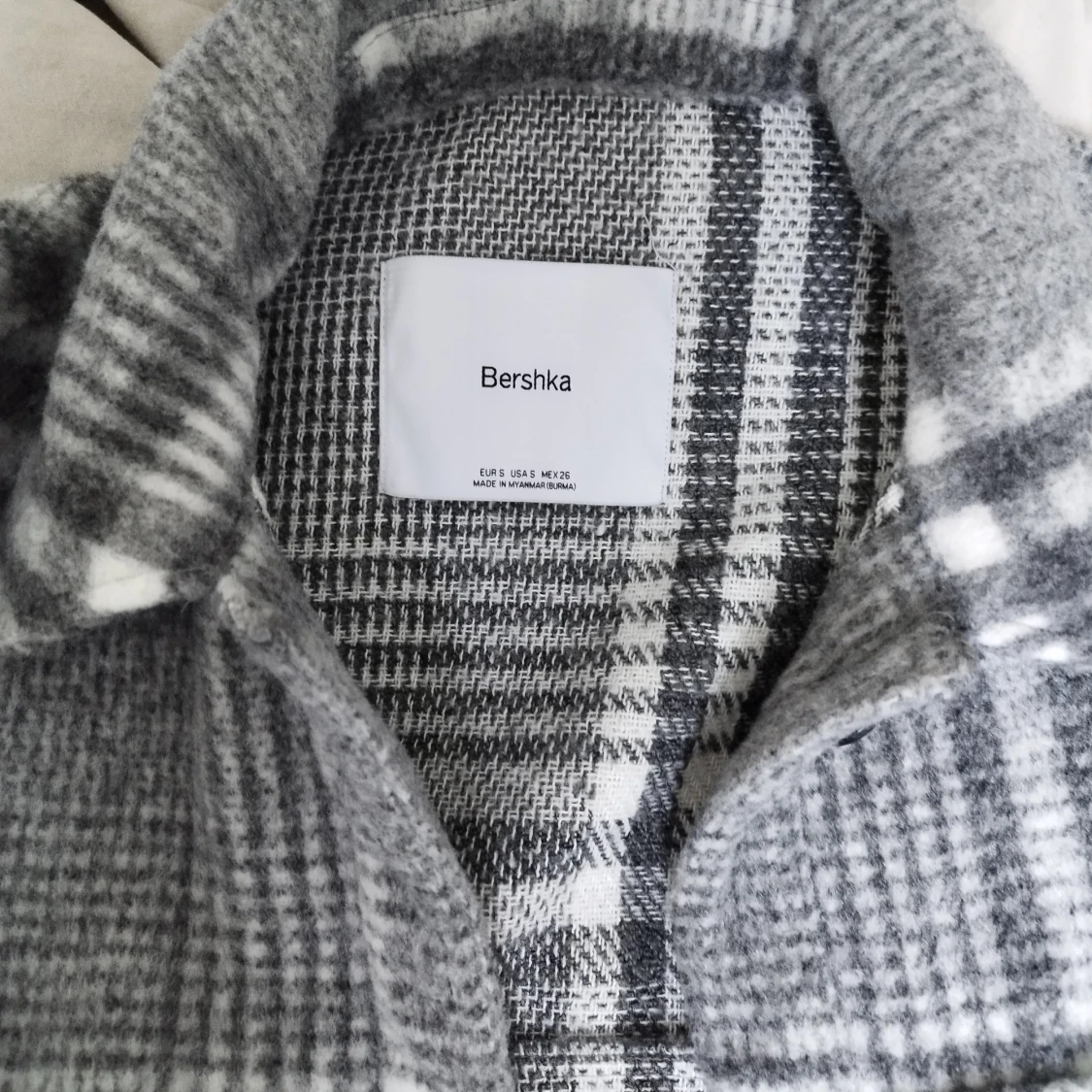 Grå rutig overshirt från Bershka - 1