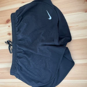 Nike shorts - Träning shorts med mönster från nike