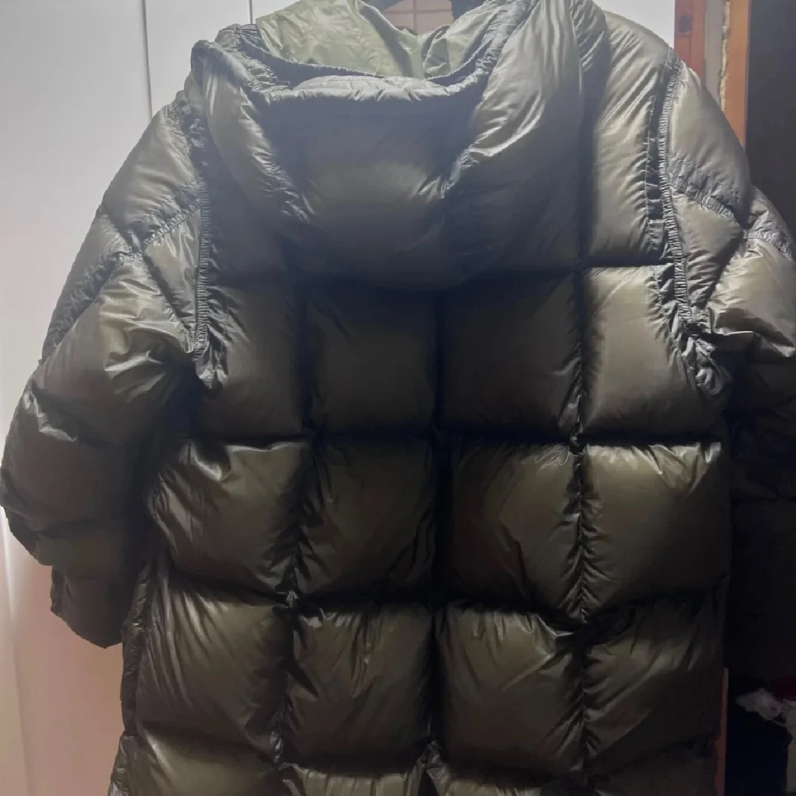 Olivgrön dunjacka från C.P. Company - 1