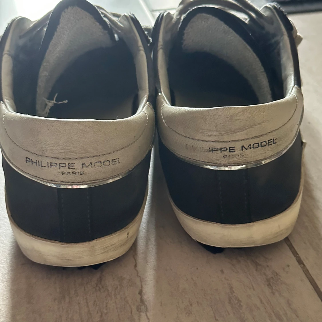 Philippe Model mörkblåa sneakers - 2