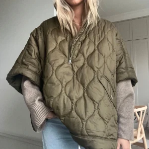 Quiltad poncho - Så fin och trendig! Perfekt till hösten🙌🏻🙌🏻