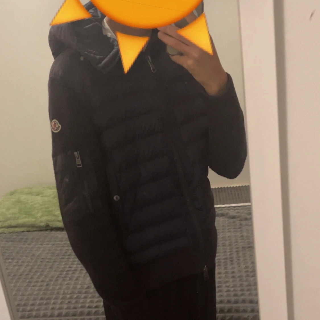 Mörkblå dunväst från Moncler - 4