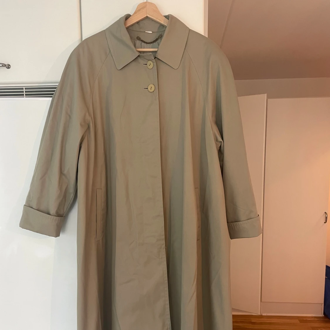 Vintage Cora Garwolin trenchcoat med knappar - 1