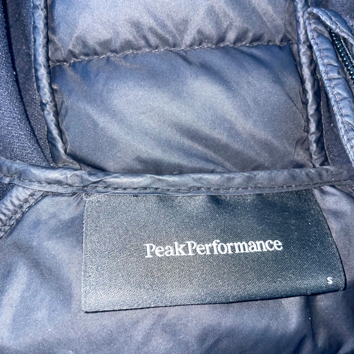  Peak Performance jacka i storlek S - 1