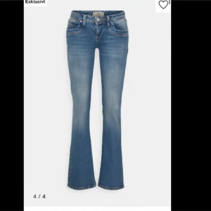 Lågmidjade jeans - Säljer min Ltb jeans då dem inte passar mig längre😍