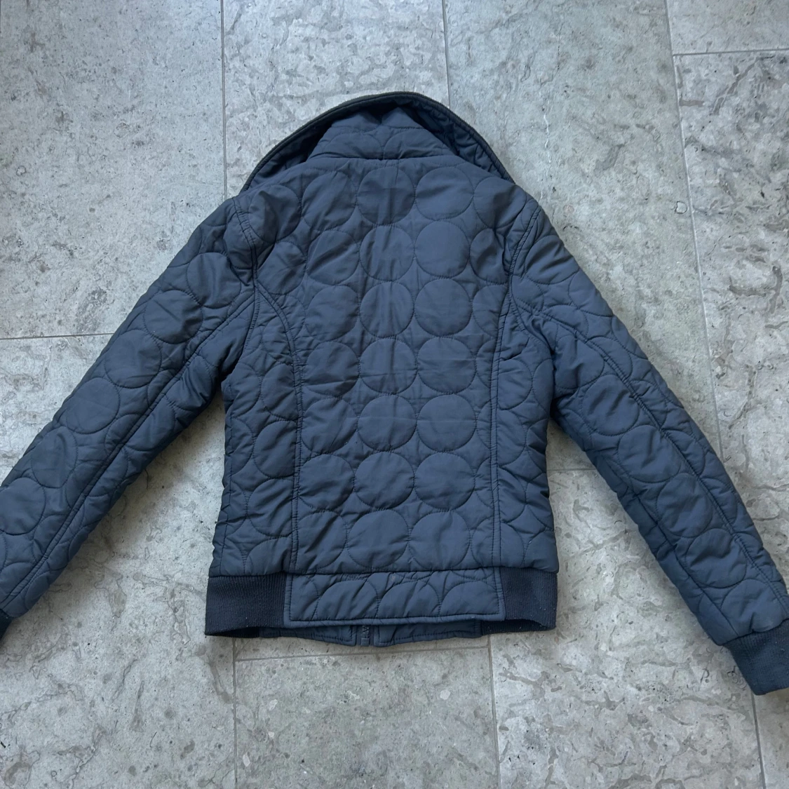 Quiltad svart jacka från Diesel M - 1