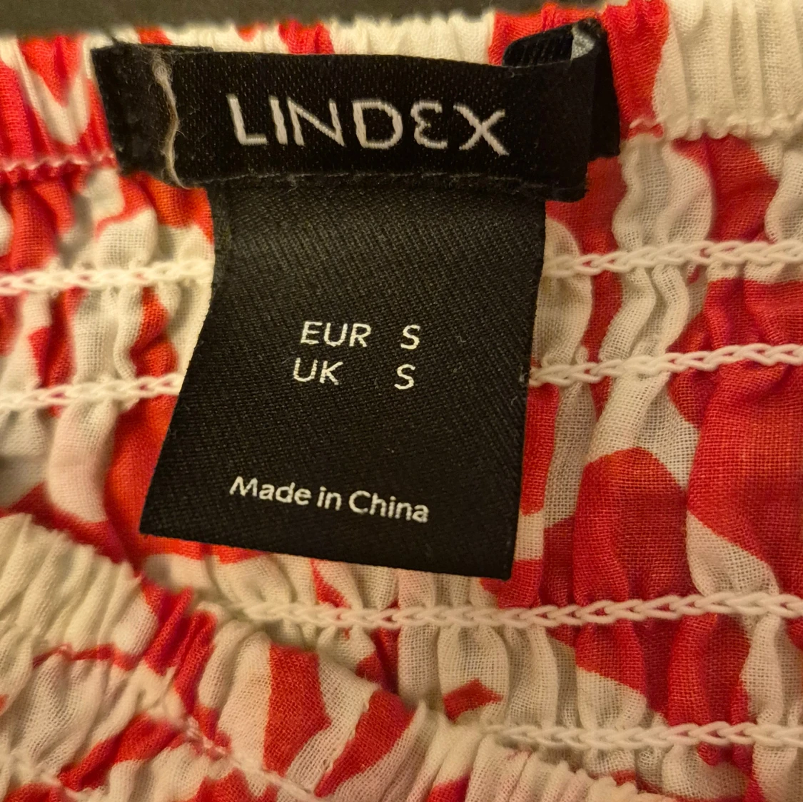 Rödvit långkjol från Lindex, stl S - 1