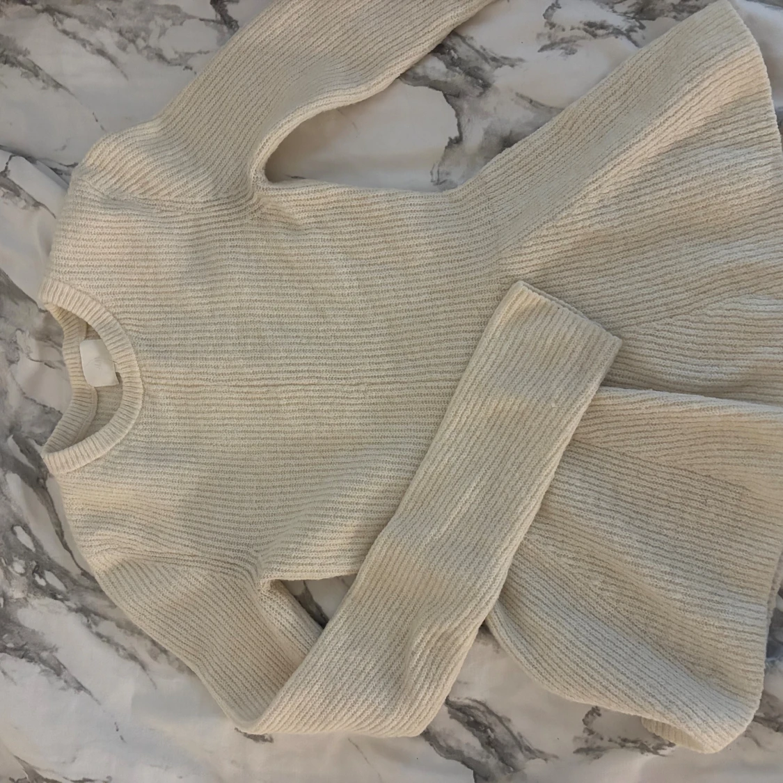 Söt stickad tröja  - 1