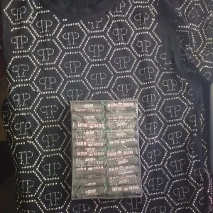  Philipp Plein tröja (dumbumb2g) -  Svart tröja Philipp Plein (DUMBUMB2G)