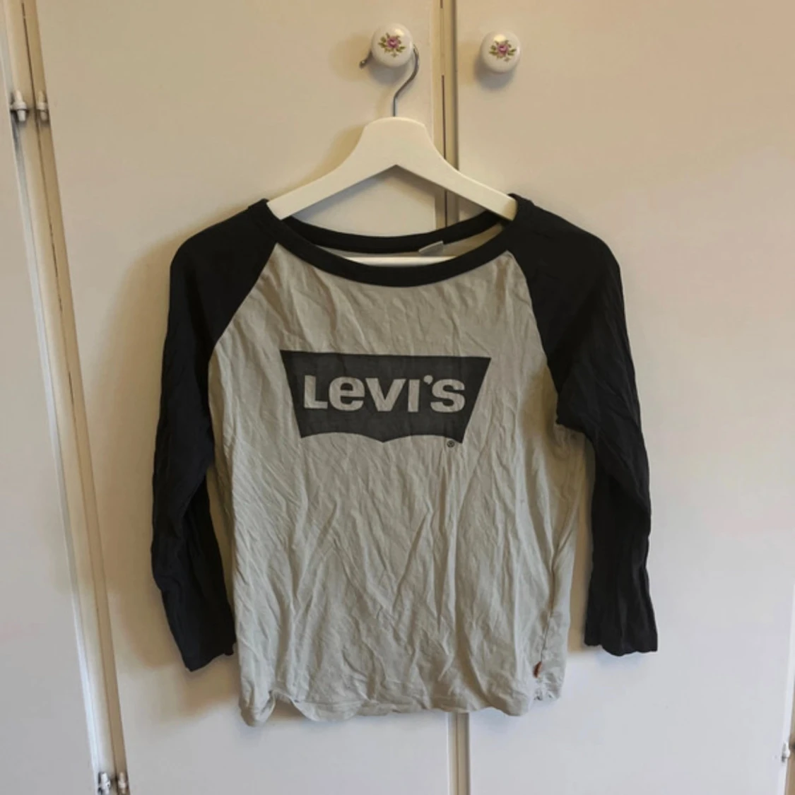 Levi's långärmad tröja svart/vit XS
