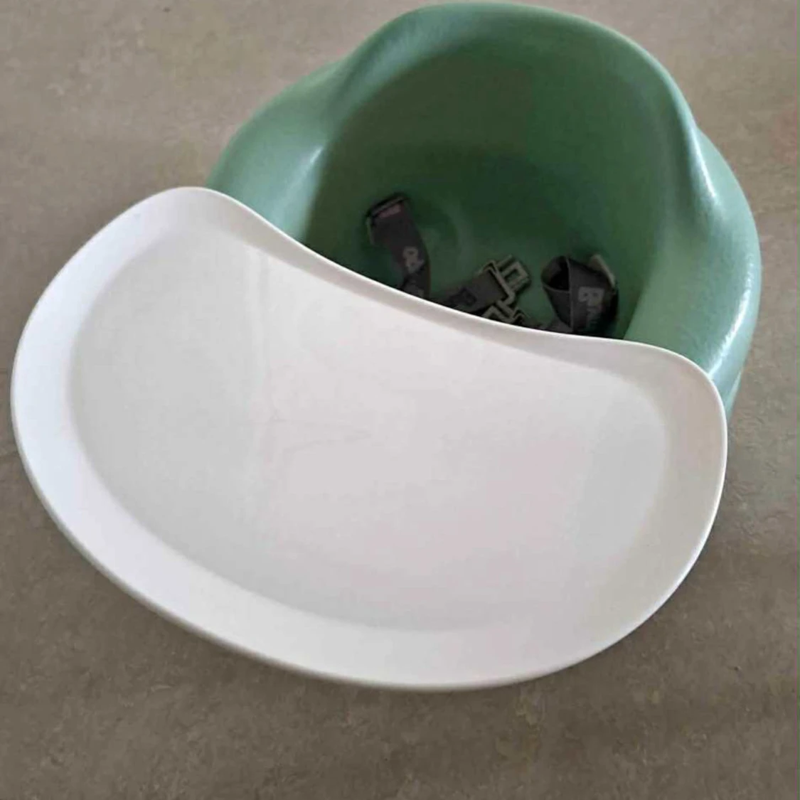 Bumbo Barnsits Hemlock Green + Bricka - 1