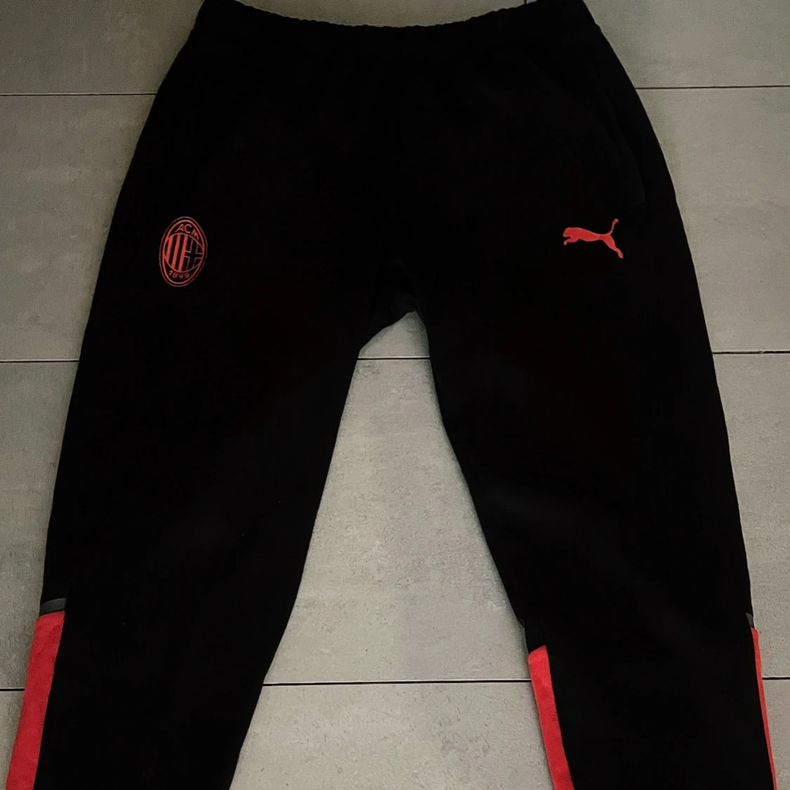 Röd och svart AC Milan Tracksuit Puma - 3