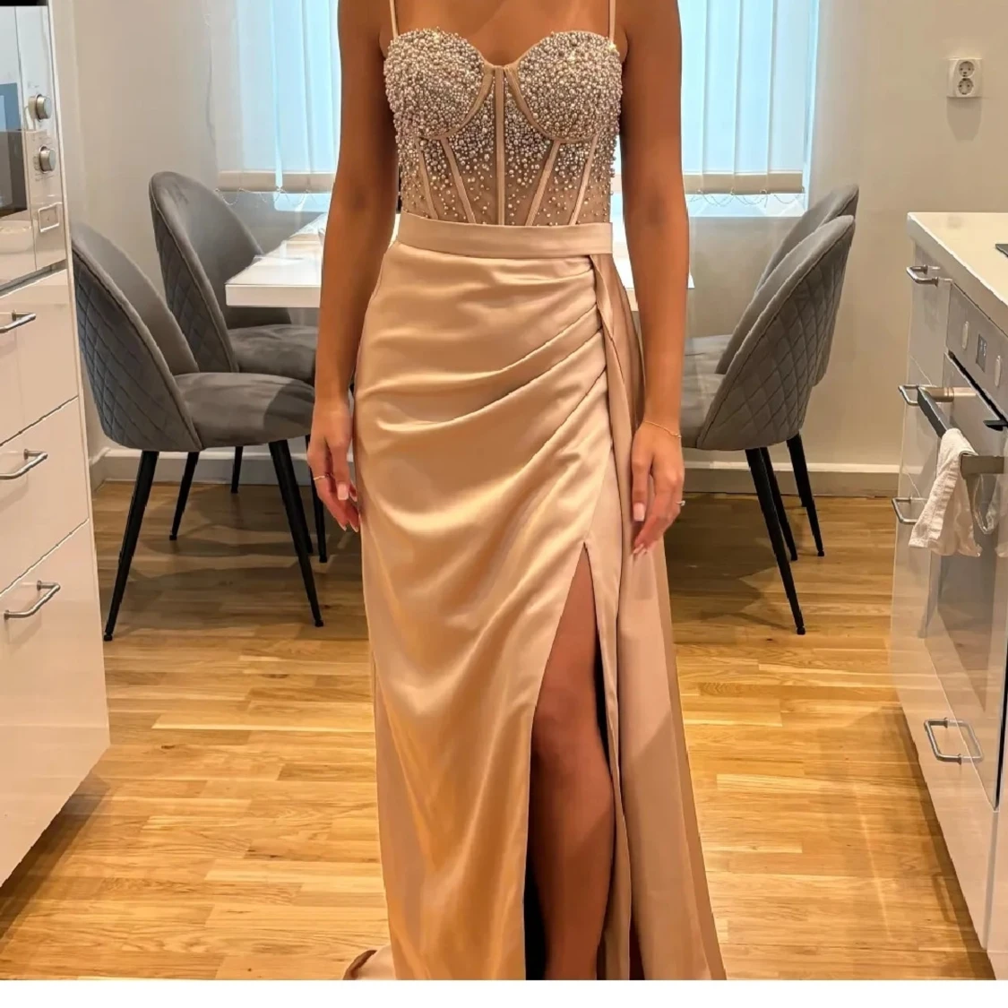 Festklänning storlek 32/34 - 1