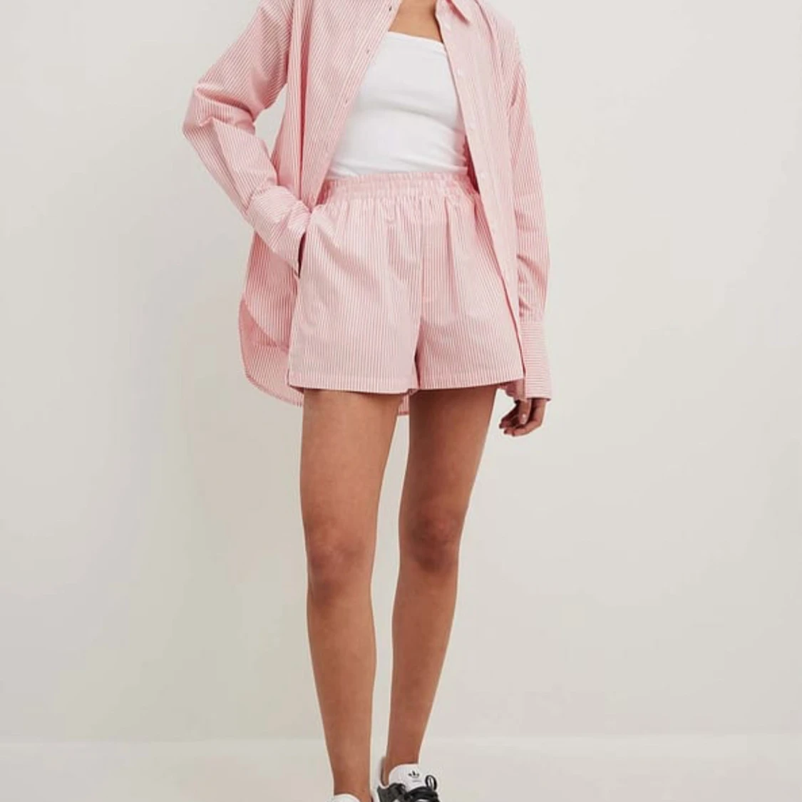 Rosa randiga shorts - 1