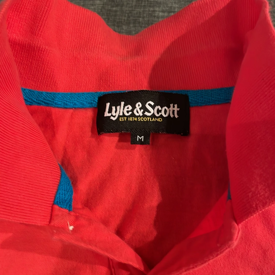 Randig pikétröja från Lyle & Scott - 2