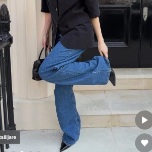 Blå raka jeans med låg midja - Snygga jeans från nakd som tyvärr är för små änvånd 1 gång 