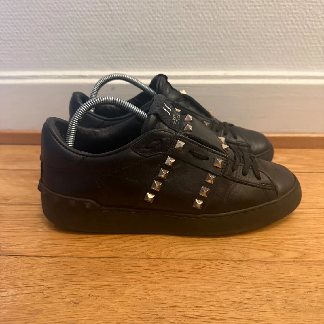 Valentino rockstud sneakers  - 3