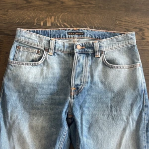 Nudie jeans - Bra skick nudie jeans som är för stora och säljer därför, kom gärna med frågor!