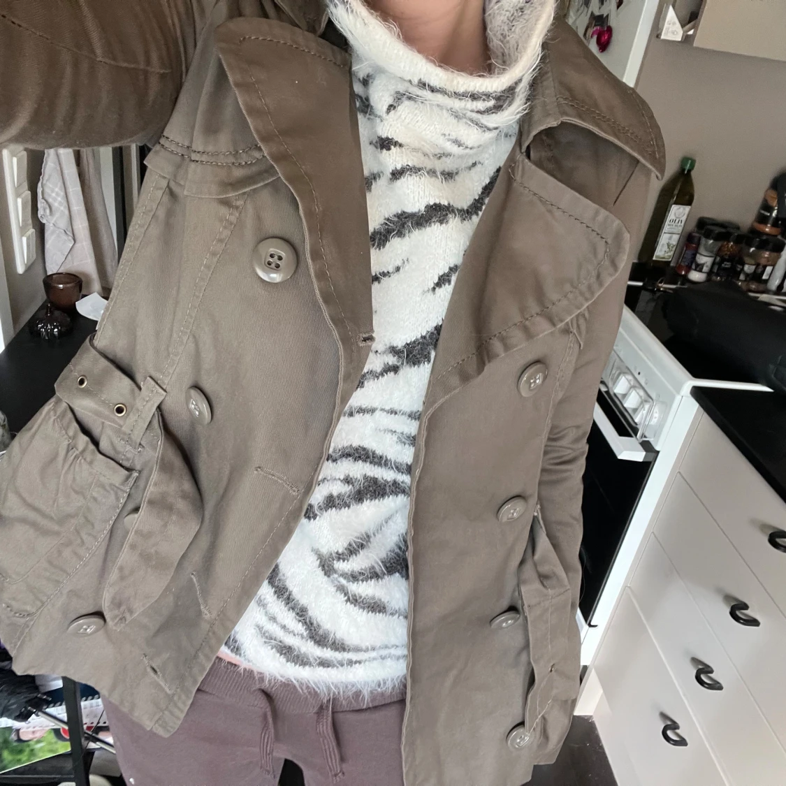 Brun trenchcoat från Vero Moda