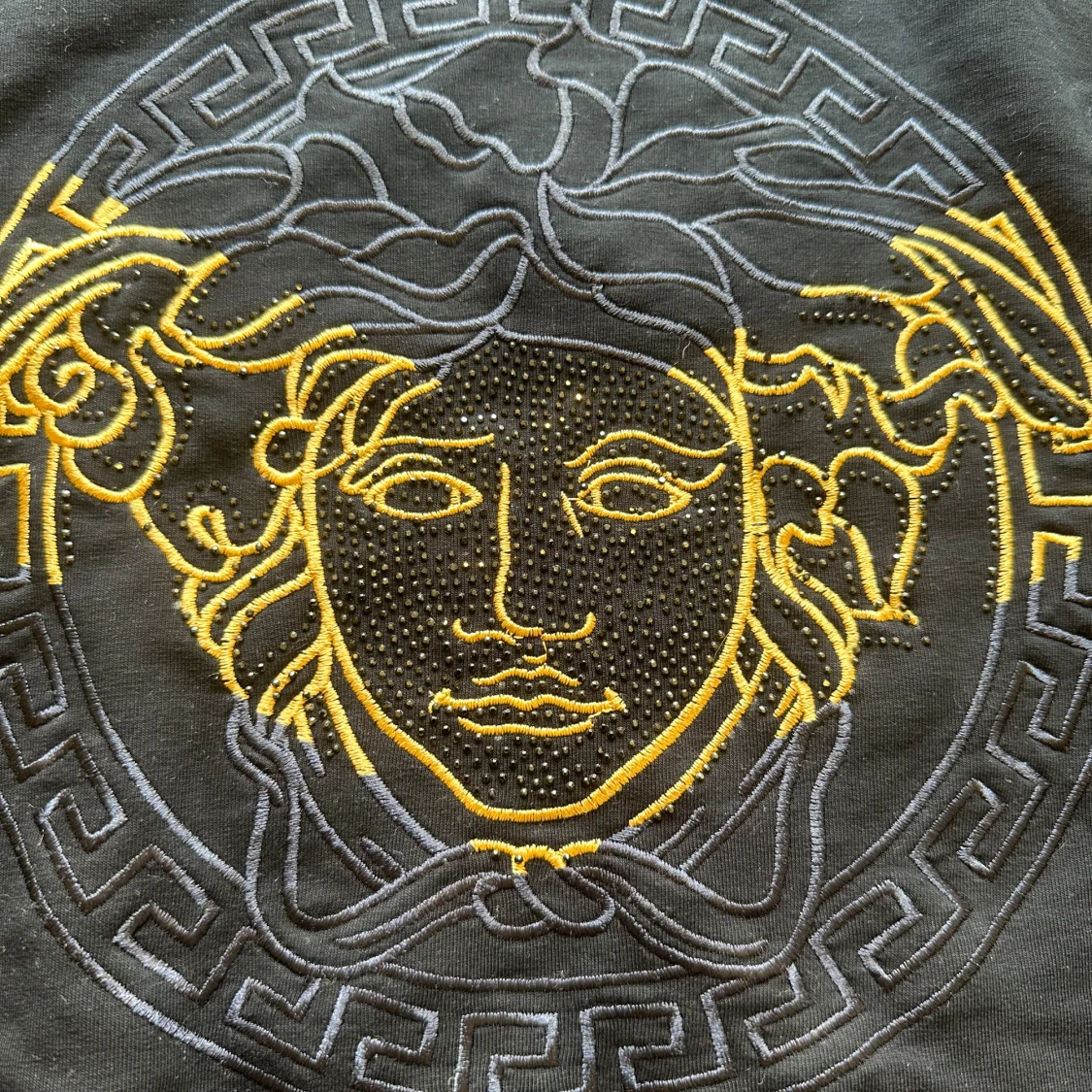 Svart sweatshirt - 3