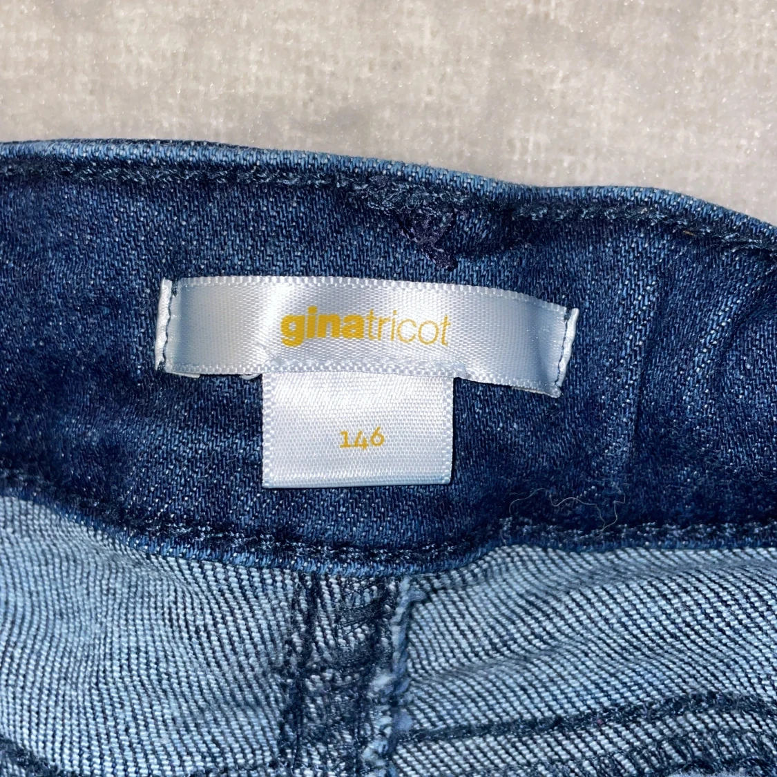 Blå bootcut low rise jeans med normal passform - 4