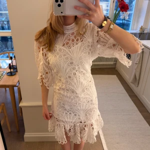 Student klänning - Finaste studentklänningen!! Så eftertraktad modell så passa på🤍🤍