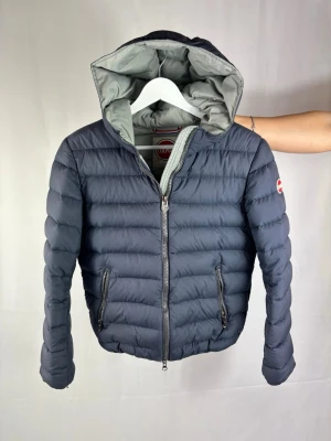 Colmar Jacka - Colmar Jacka | Pris = 1299 kr | Storlek Extra Small | Skick 9/10 | Skriv vid fundering 🙌🏼