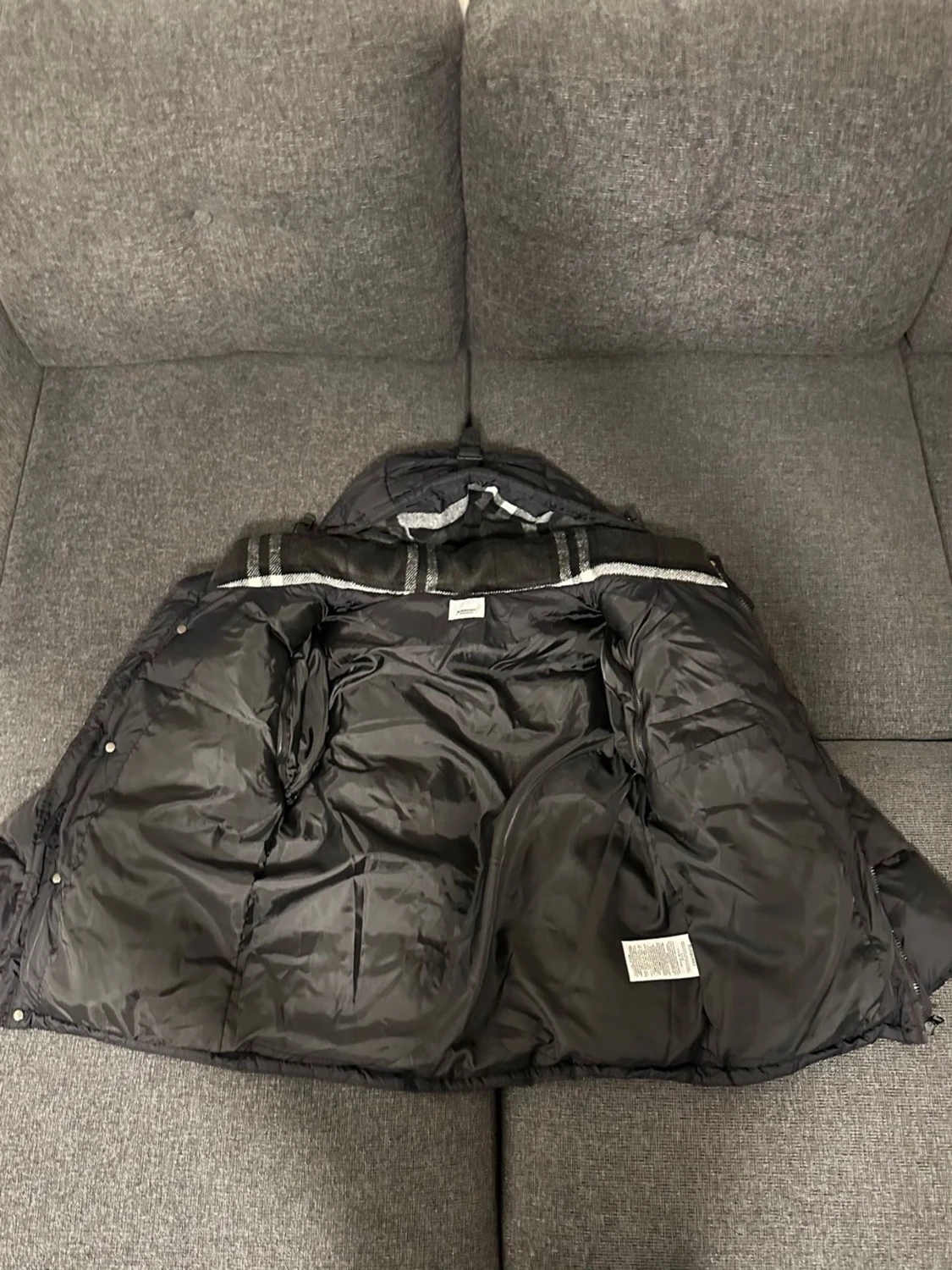 Svart pufferjacka från Burberry - 2