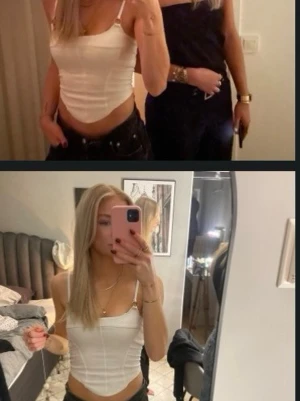 Vit topp - Vit topp från bohoo använd en gång! 