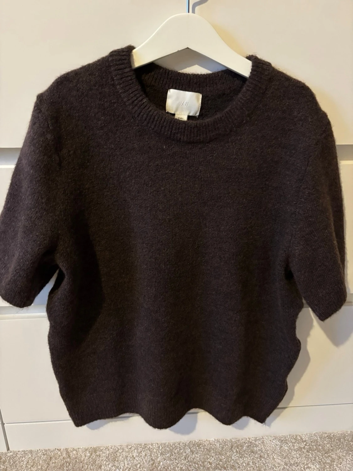 Mörkbrun stickad tröja från H&M - 1