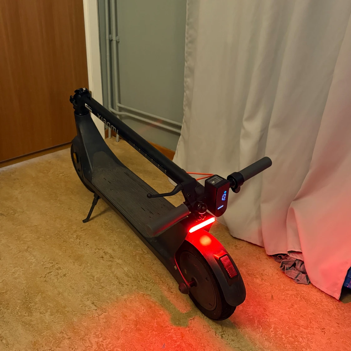 Xiaomi Mi Electric Scooter - 3