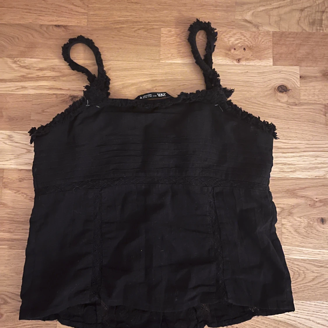 Svart linnetopp  - 1