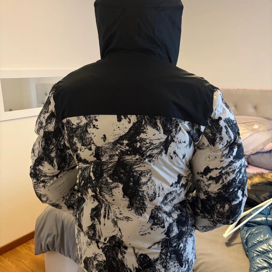 Svartvit pufferjacka från Columbia M - 1