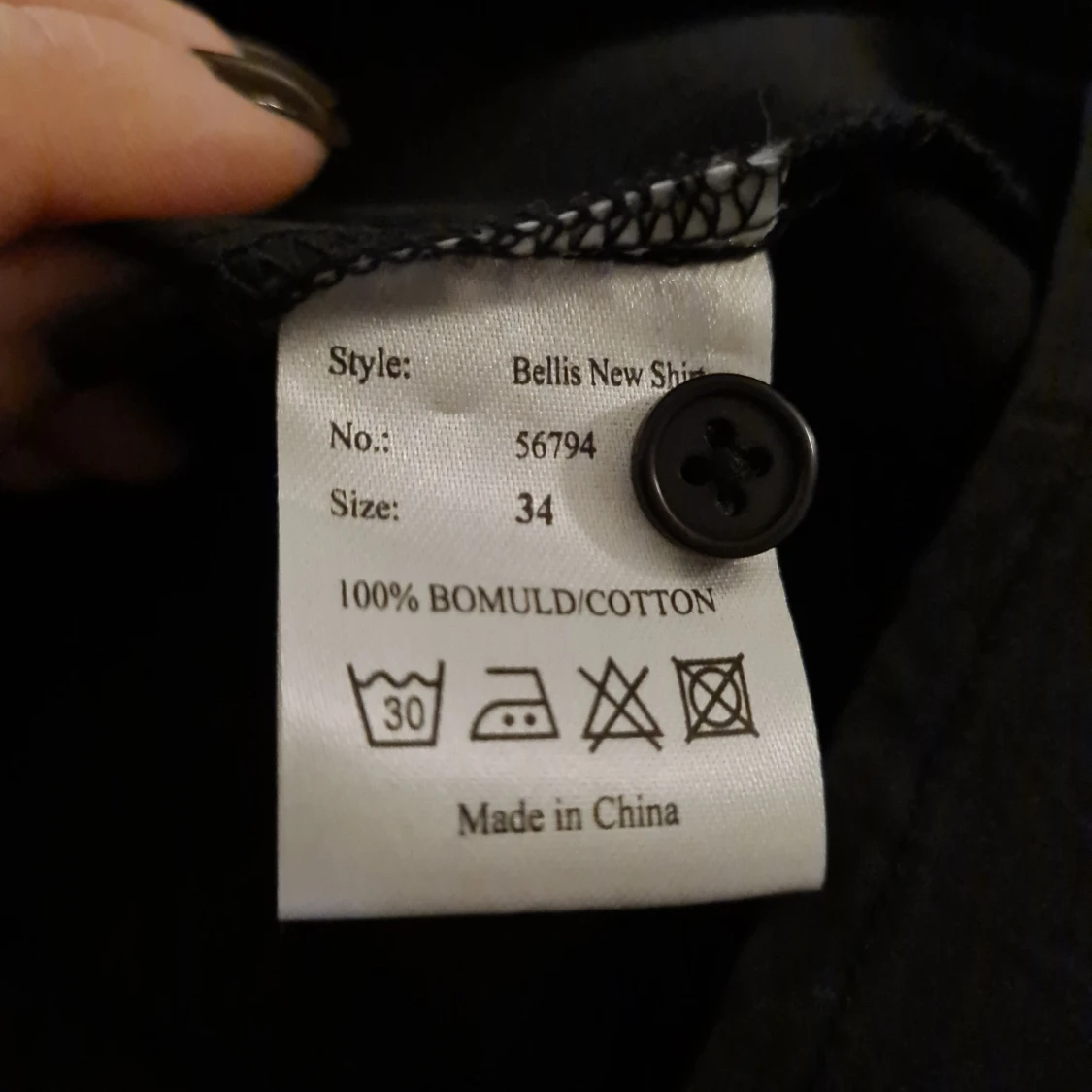 Svart skjorta från Isay, strl 34 - 2