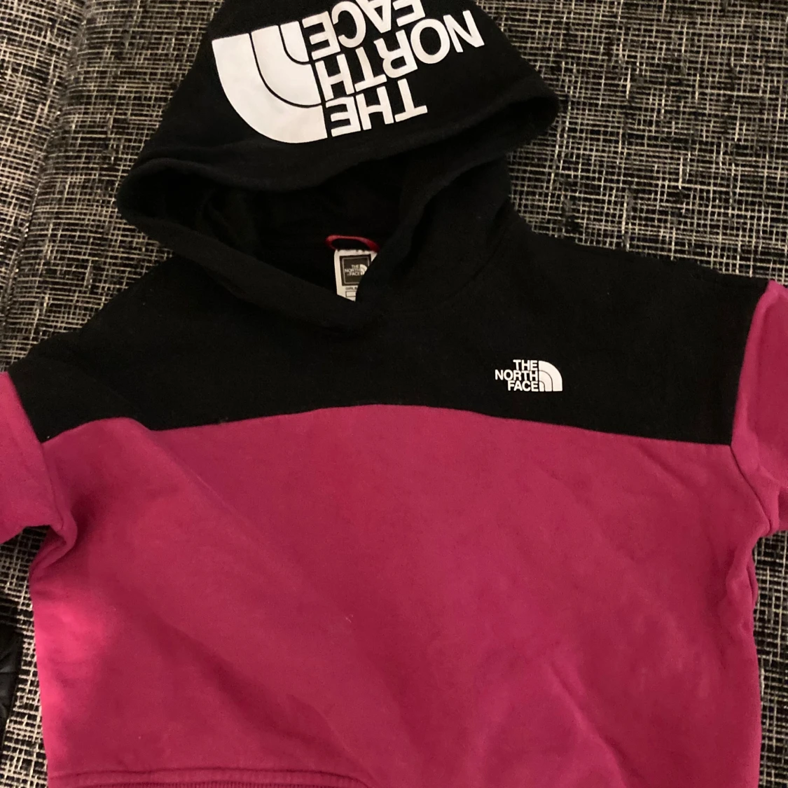 Svart och mörkrosa hoodie The North Face - 2