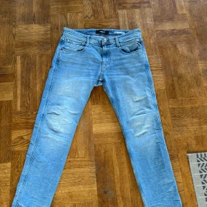 Replay ljusblå jeans, storlek 32/30 - Snygga ljusblå jeans från Replay! Använda 3,4 gånger 