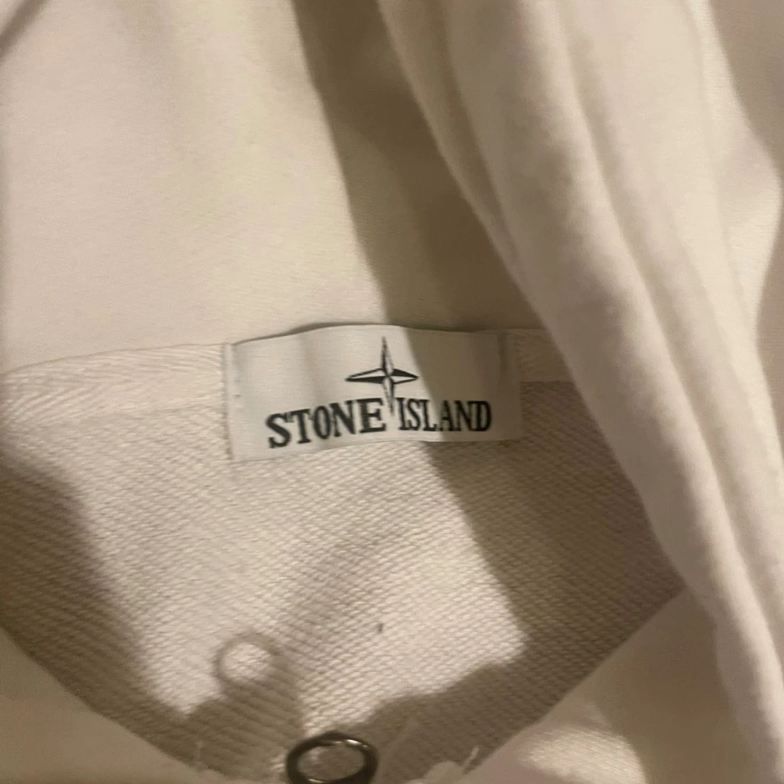 Vit hoodie från Stone Island - 2